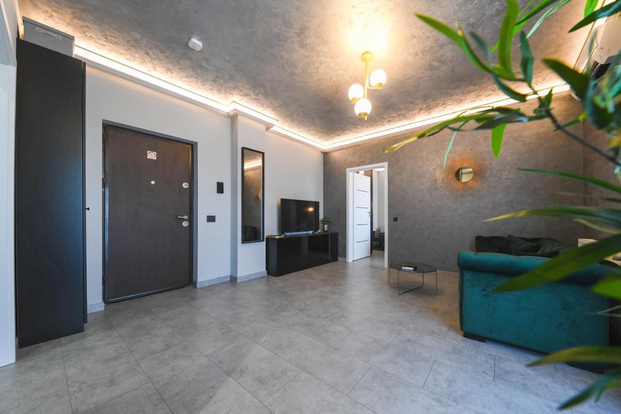 Panoramic Apartment With Terrace Клуж-Напока Экстерьер фото