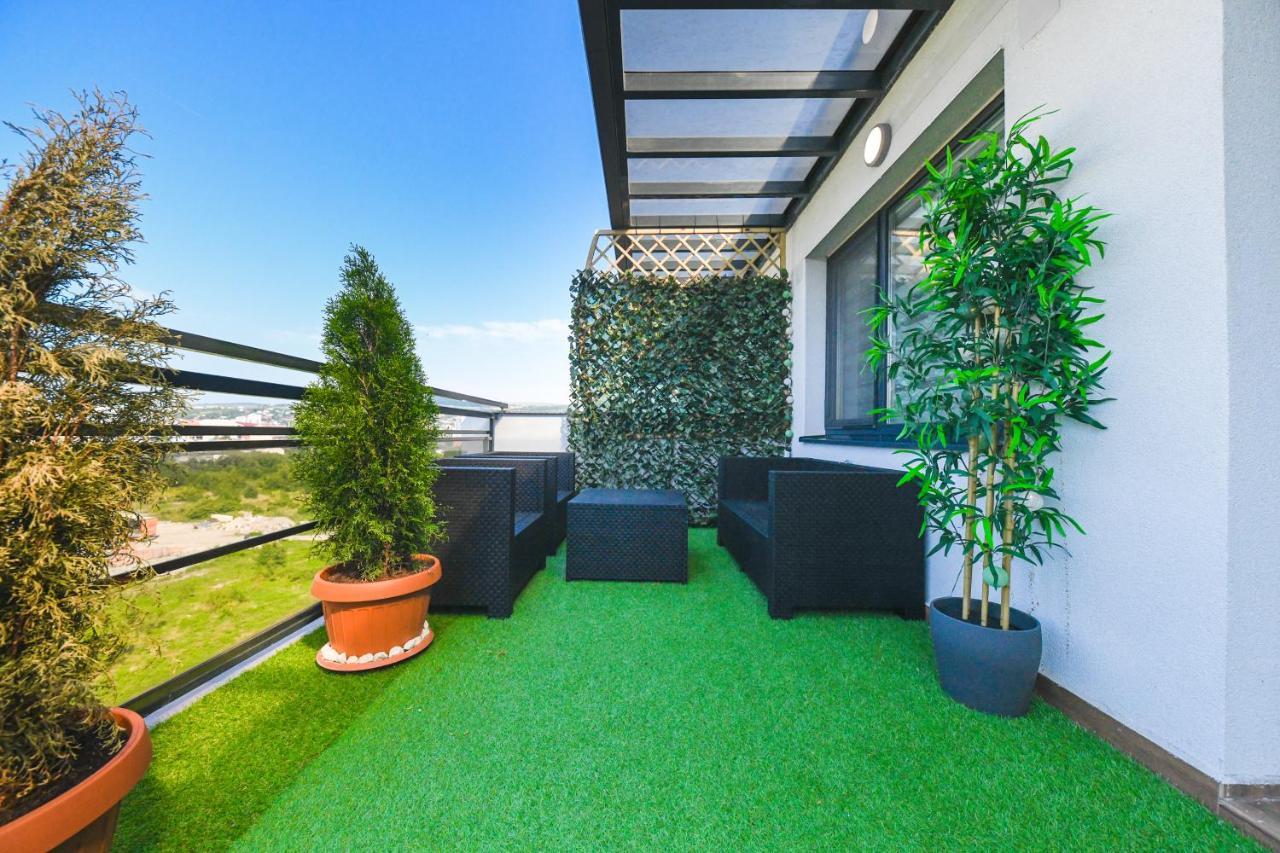 Panoramic Apartment With Terrace Клуж-Напока Экстерьер фото